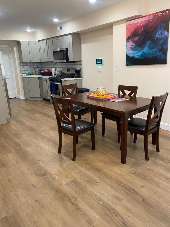 Private Room In South Philly Near Arenas! ฟิลาเดลเฟีย ภายนอก รูปภาพ
