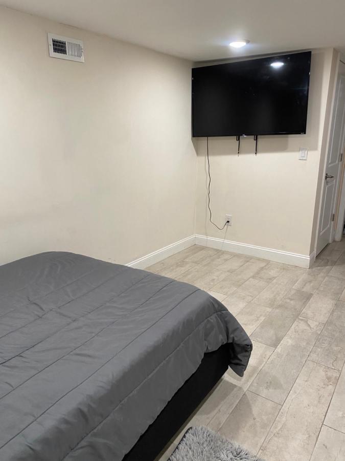 Private Room In South Philly Near Arenas! ฟิลาเดลเฟีย ภายนอก รูปภาพ