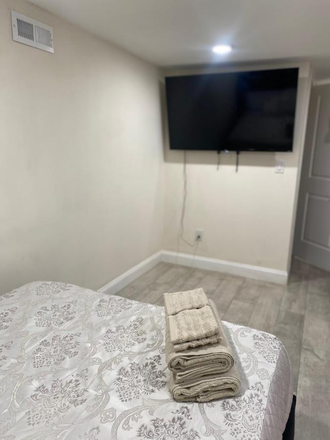 Private Room In South Philly Near Arenas! ฟิลาเดลเฟีย ภายนอก รูปภาพ